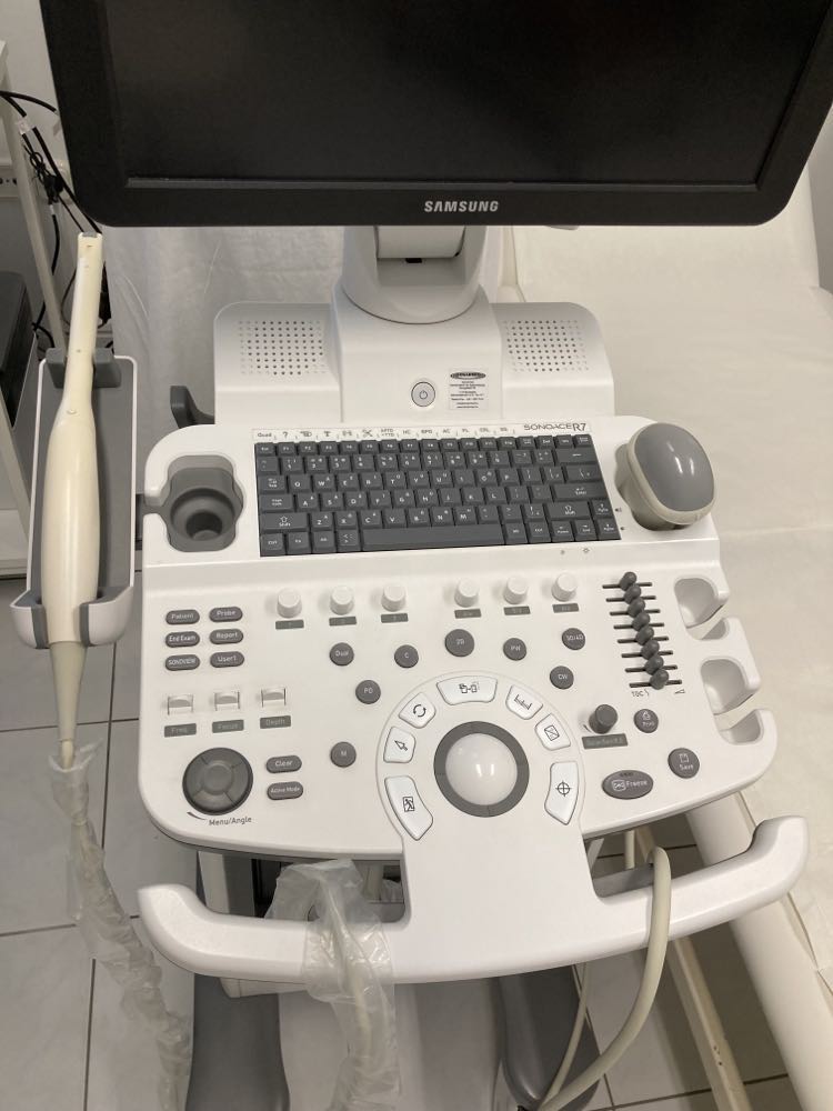 Használt SonoAce R7 szülészeti-nőgyógyászati ultrahang készülék